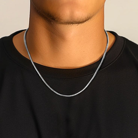The Slim Lunar Silver Loop Necklace